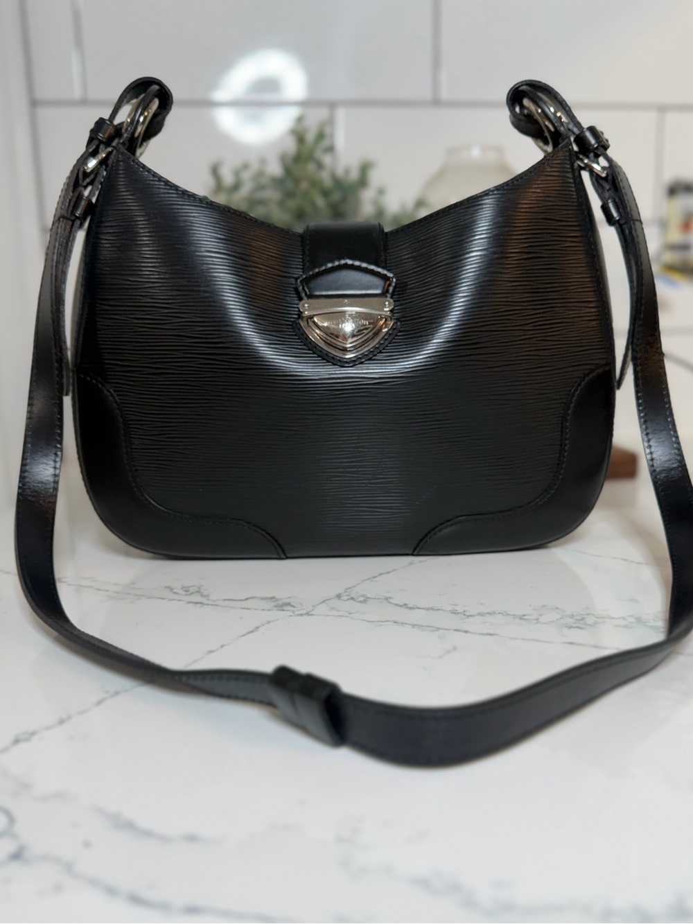Authentic Louis Vuitton Black Epi Musette Bagatelle bag 2009 with dustbag